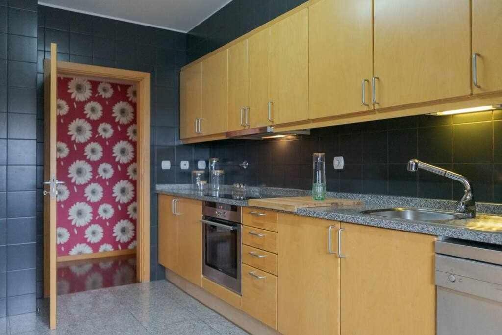 Marigold By Destiny Houses Senhora da Hora Exterior photo
